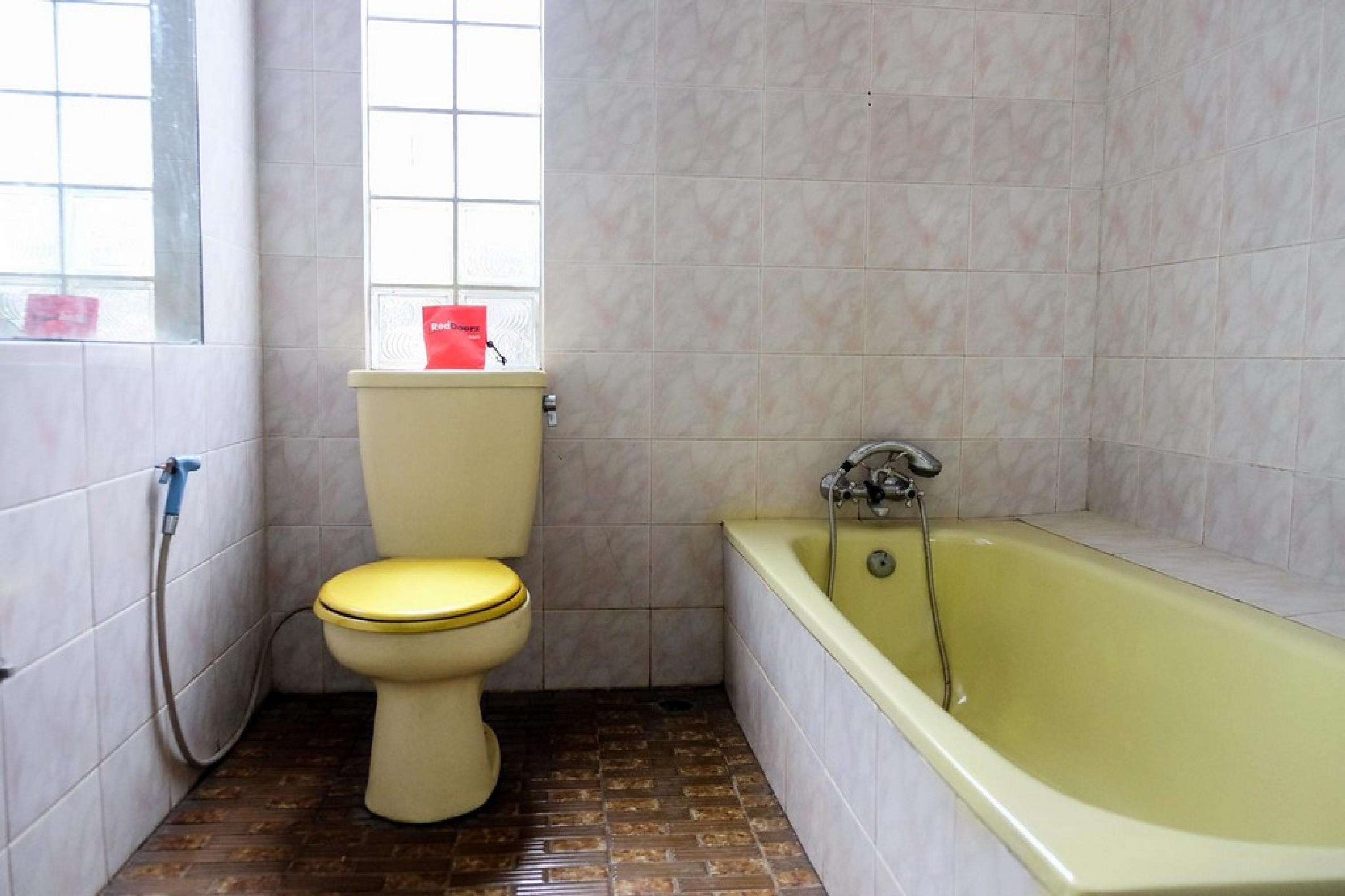 Reddoorz Plus Near Jalan Baru Bogor Luaran gambar